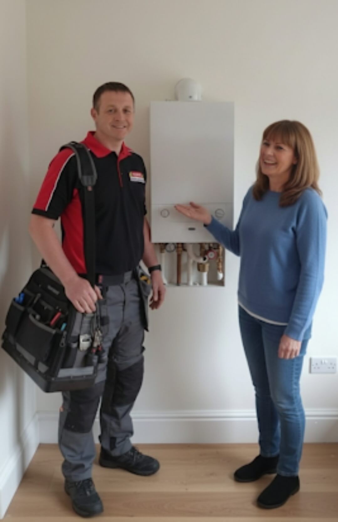 Alt text: Worcester Bosch boiler installation in Hartfield with neat copper pipework and magnetic filter.
