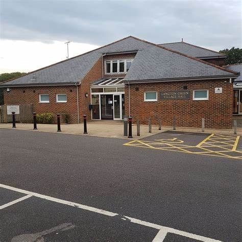 Front view of Langton Green Village Hall – a local community venue serving residents in Langton Green, Speldhurst & surrounding areas.